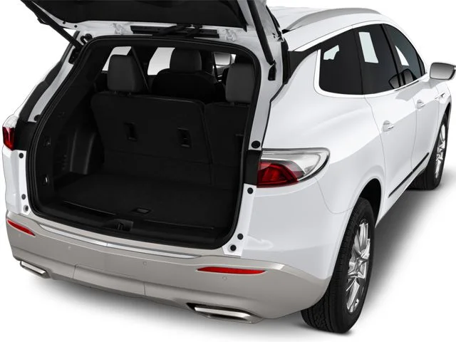 Used 2022 White Frost Tricoat Buick Avenir image 7