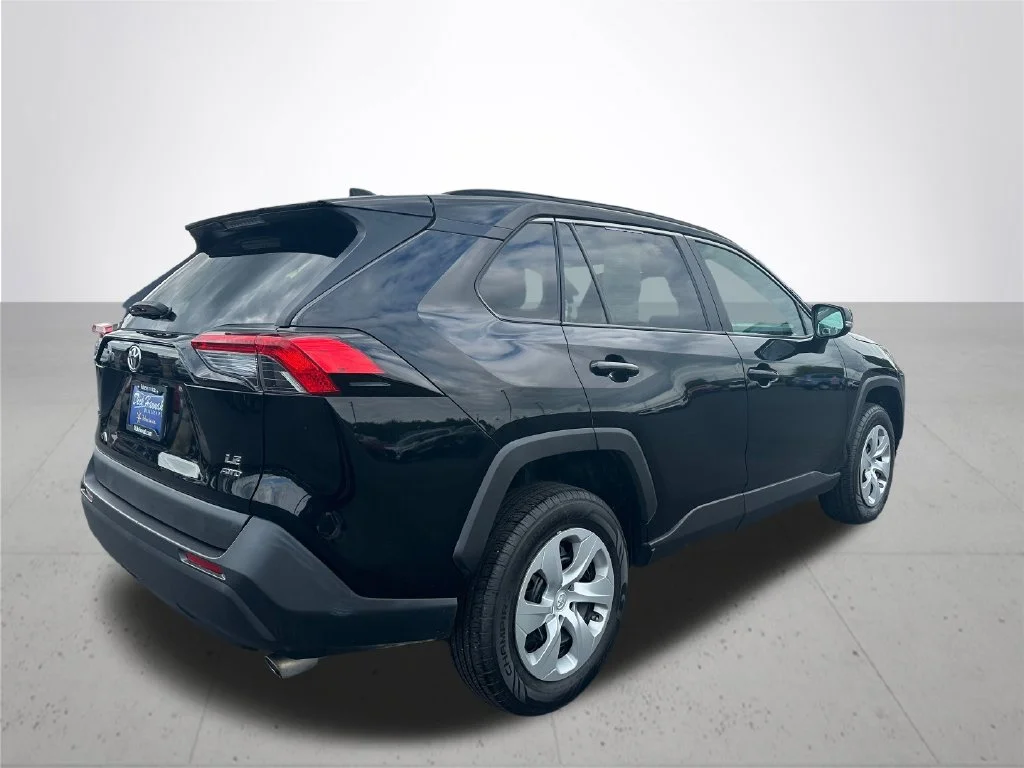 Used 2021 Black Toyota LE image 7