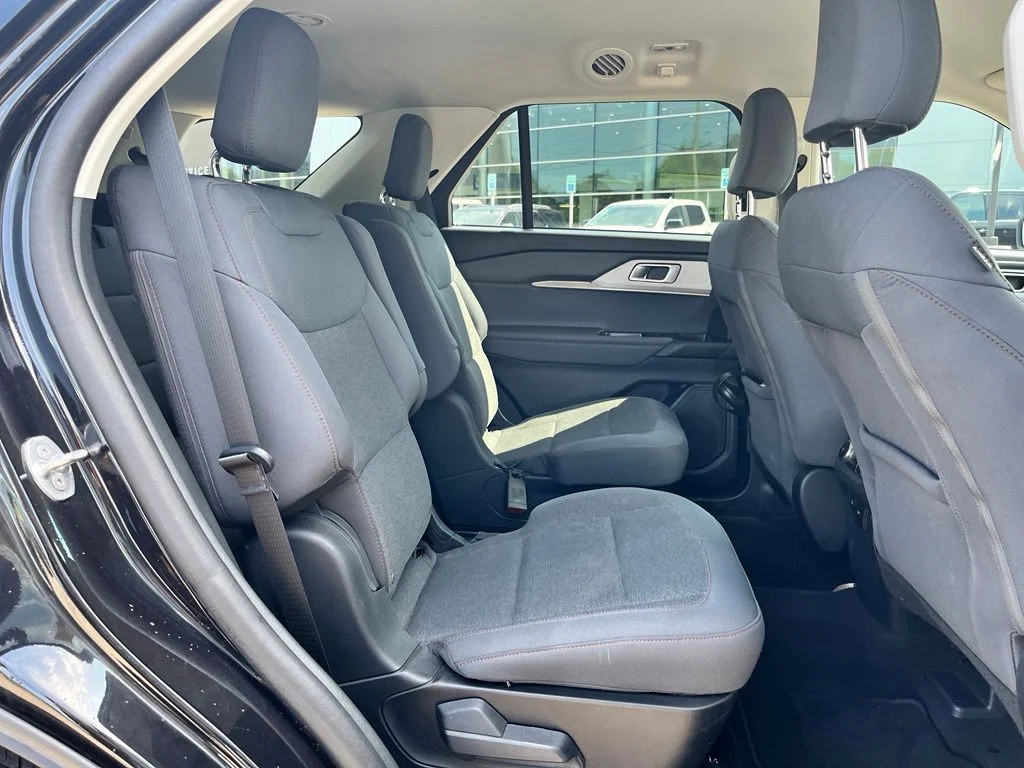 Used 2025 Black Ford Active image 8