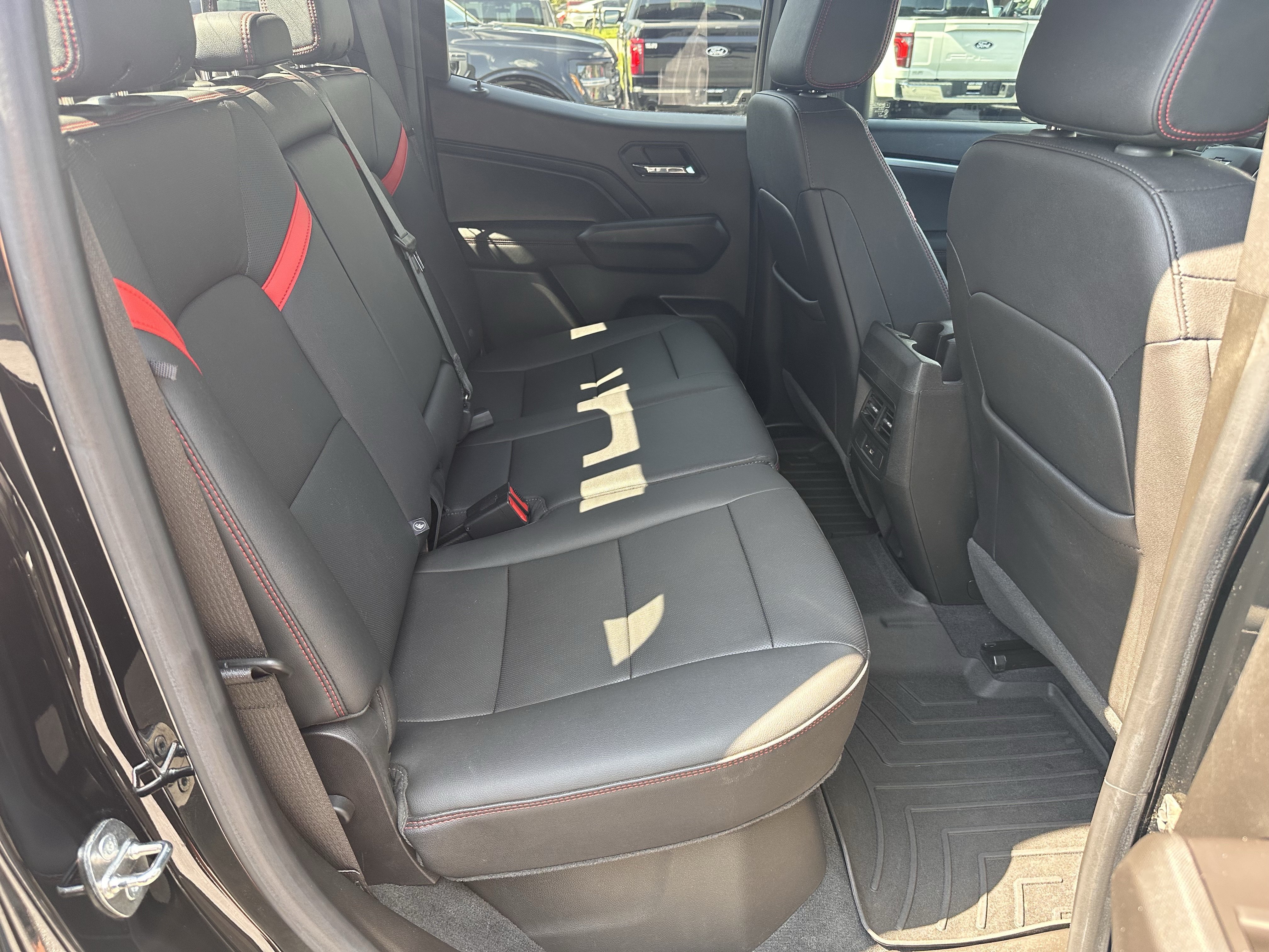Used 2023 Black Chevrolet 4WD Z71 image 18