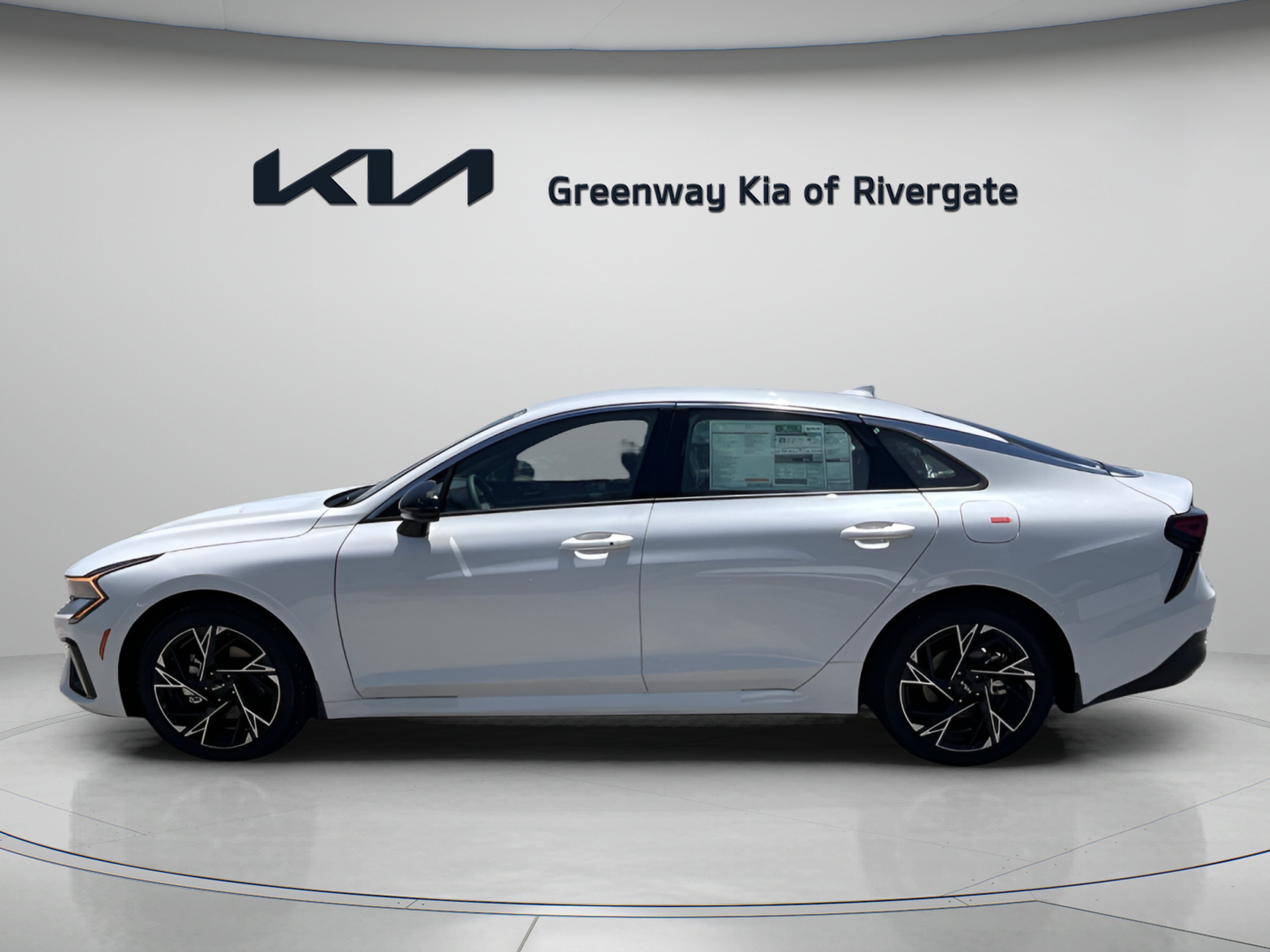 New 2026 Snow White Pearl Kia GT-Line FWD image 4