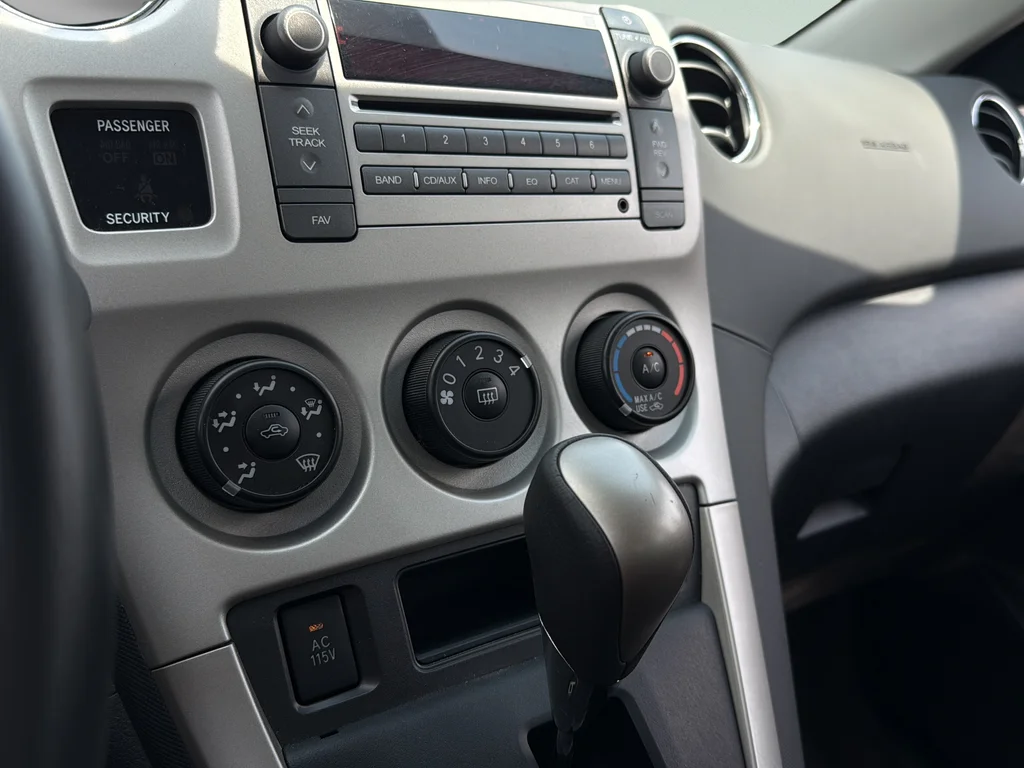 Used 2009 Steel Blue Metallic Pontiac Base image 18