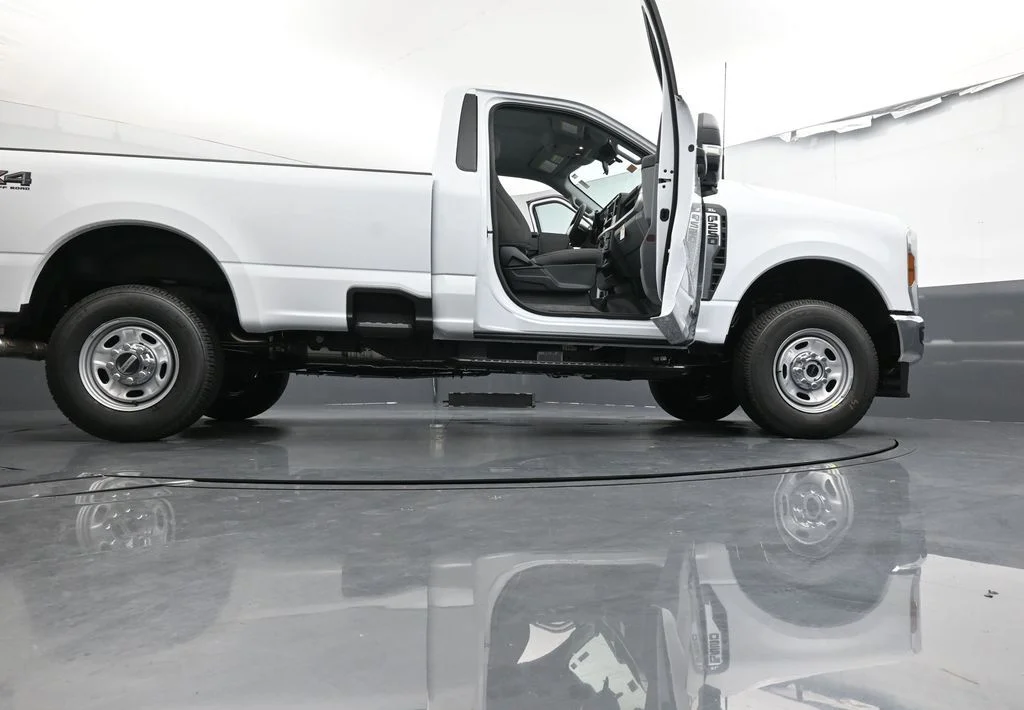 2026 Ford F-250 Super Duty XL - Photo 35