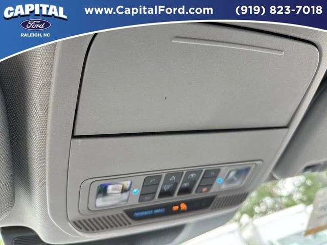 Used 2023 Silver Ford XLT image 33