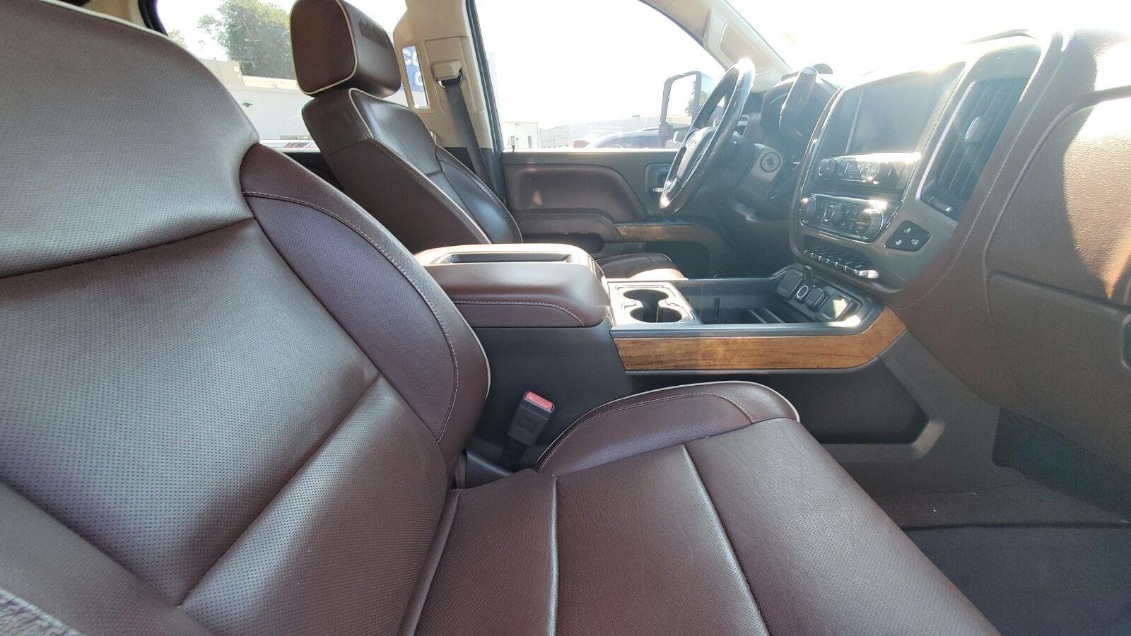 Used 2015 BLACK Chevrolet High Country image 4