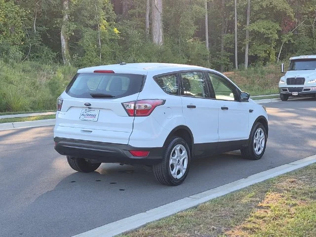 Used 2017 White Ford S image 13