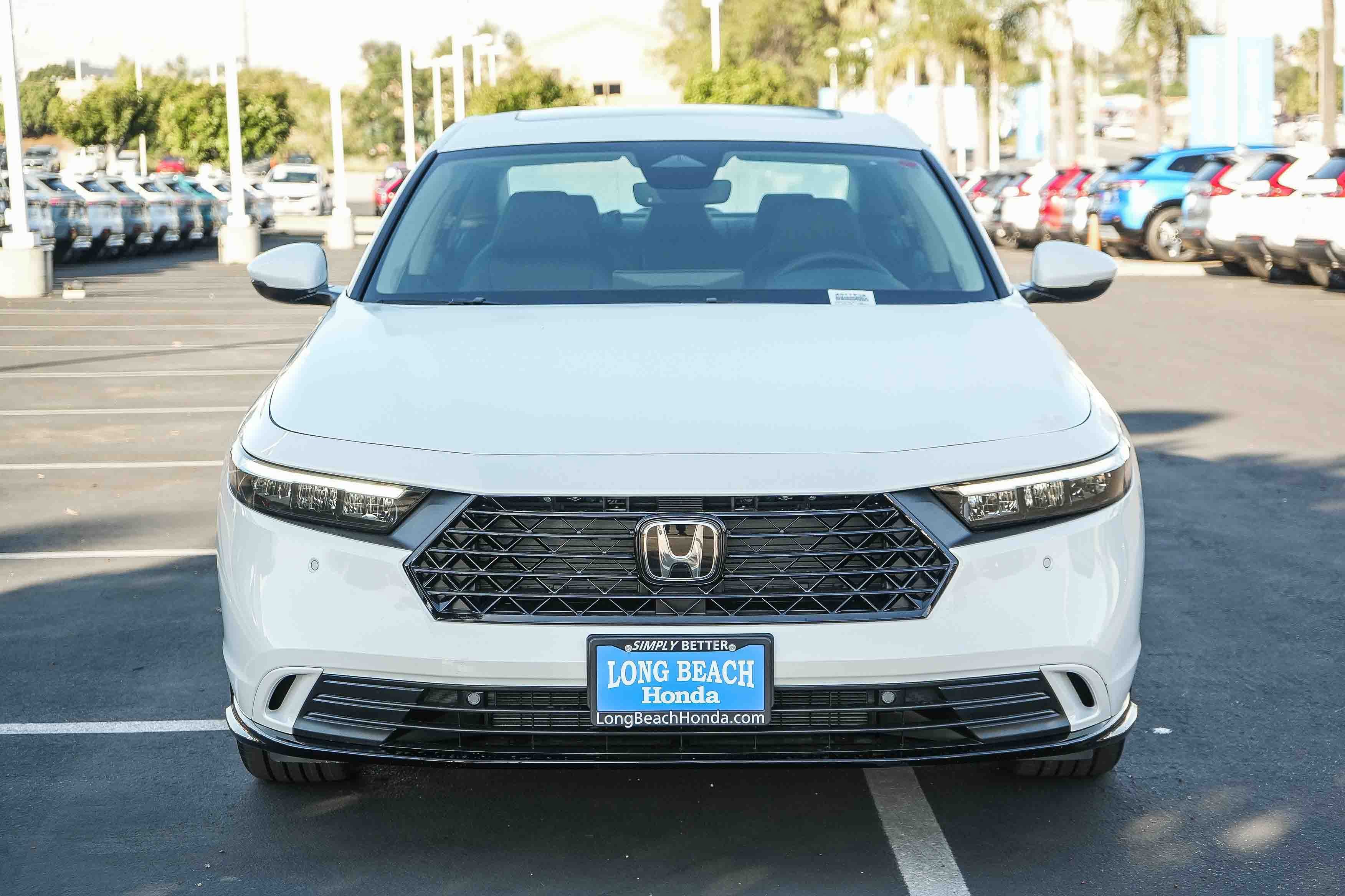 New 2026 Platinum White Pearl Honda EX-L image 2