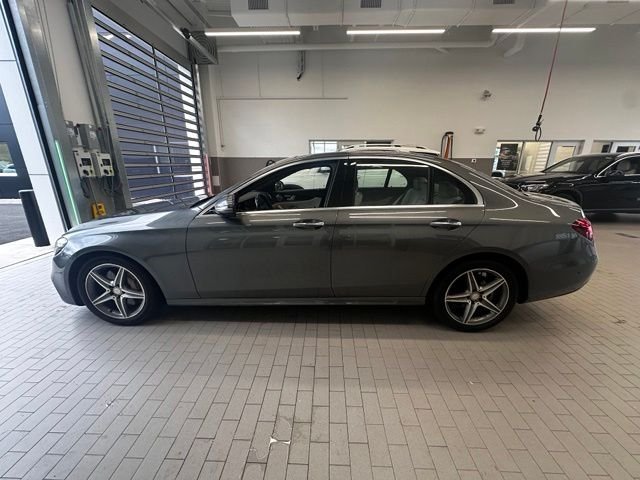 Used 2017 Gray Mercedes-Benz E 300 image 6