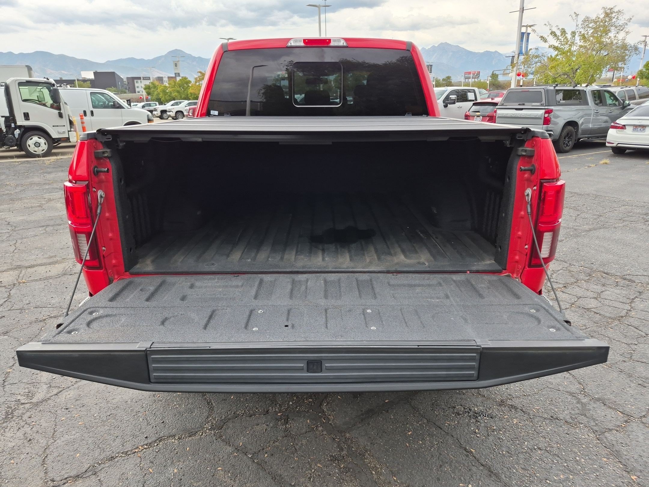 Used 2019 Red Ford LARIAT image 32