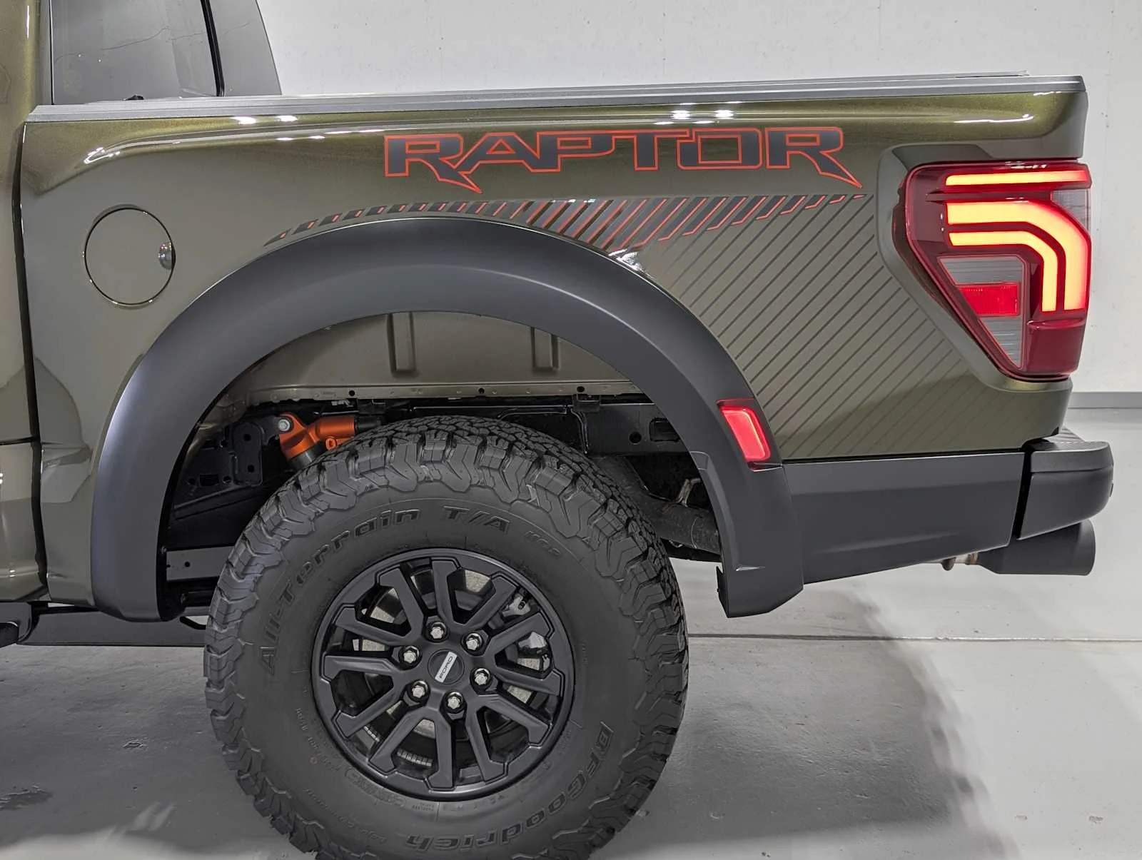 Used 2026 Green Ford Raptor image 12