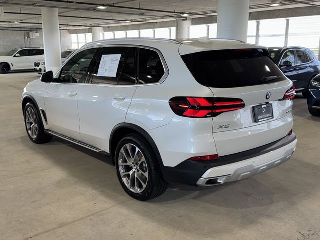 Certified Used 2026 Mineral White Metallic BMW xDrive40i image 6