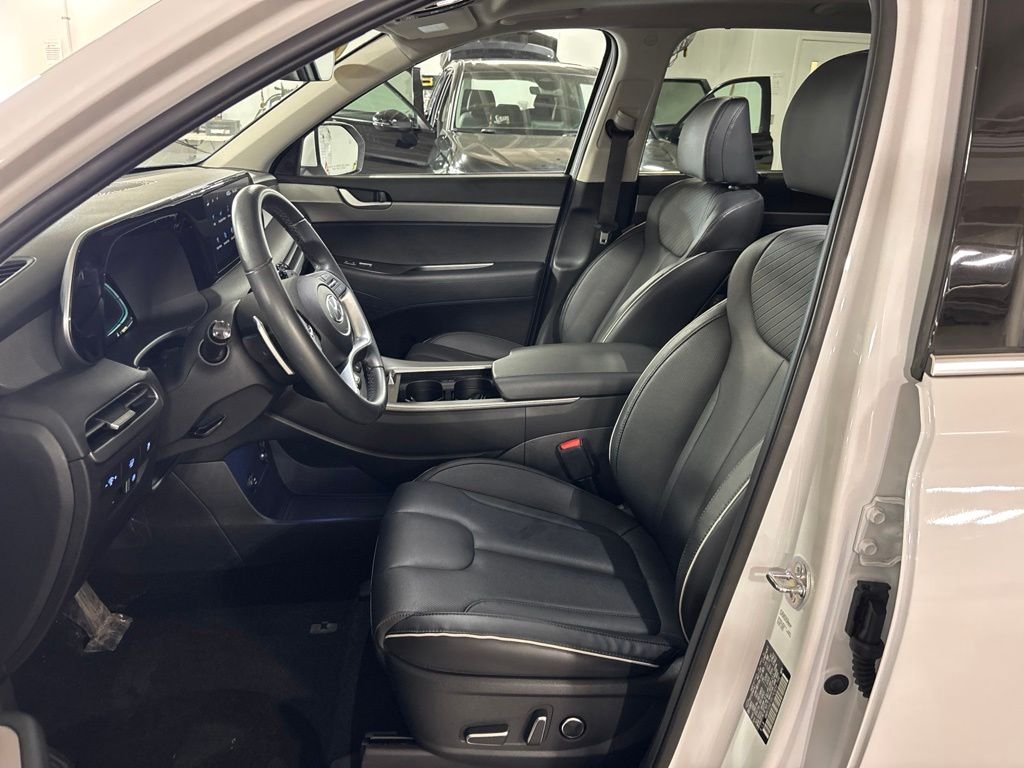 Used 2024 White Hyundai XRT image 29
