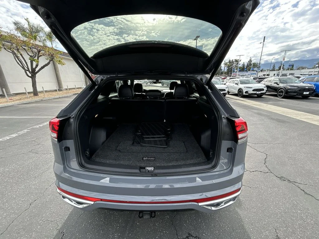 2022 Volkswagen Atlas Cross Sport SEL R-Line - Photo 24