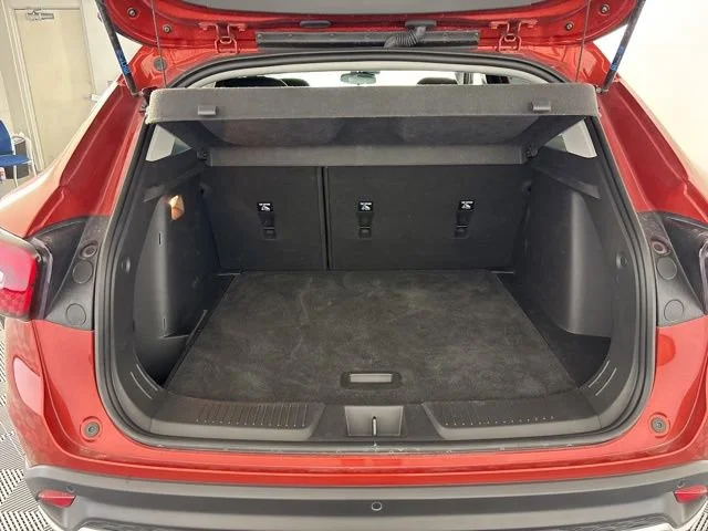 Used 2024 Cayenne Orange Metallic Chevrolet LT image 23