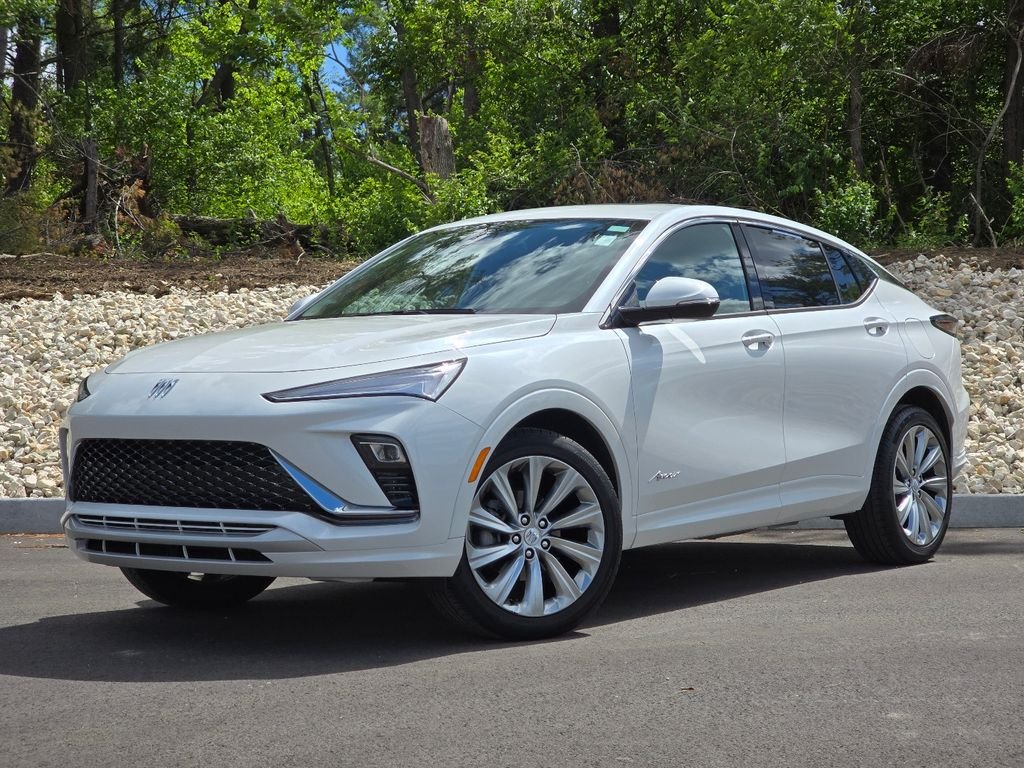Used 2024 White Buick Avenir image 1