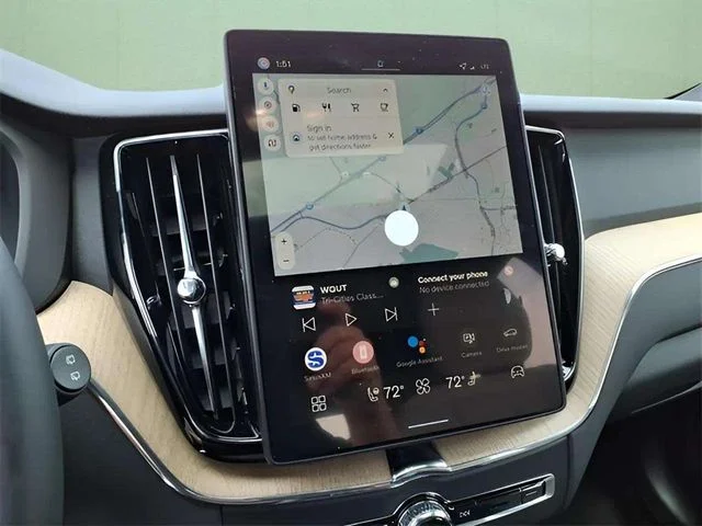 2026 Volvo XC60 Plus - Photo 20
