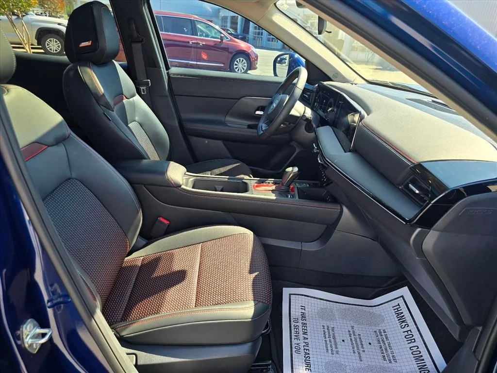 Used 2025 Blue Nissan SR image 15