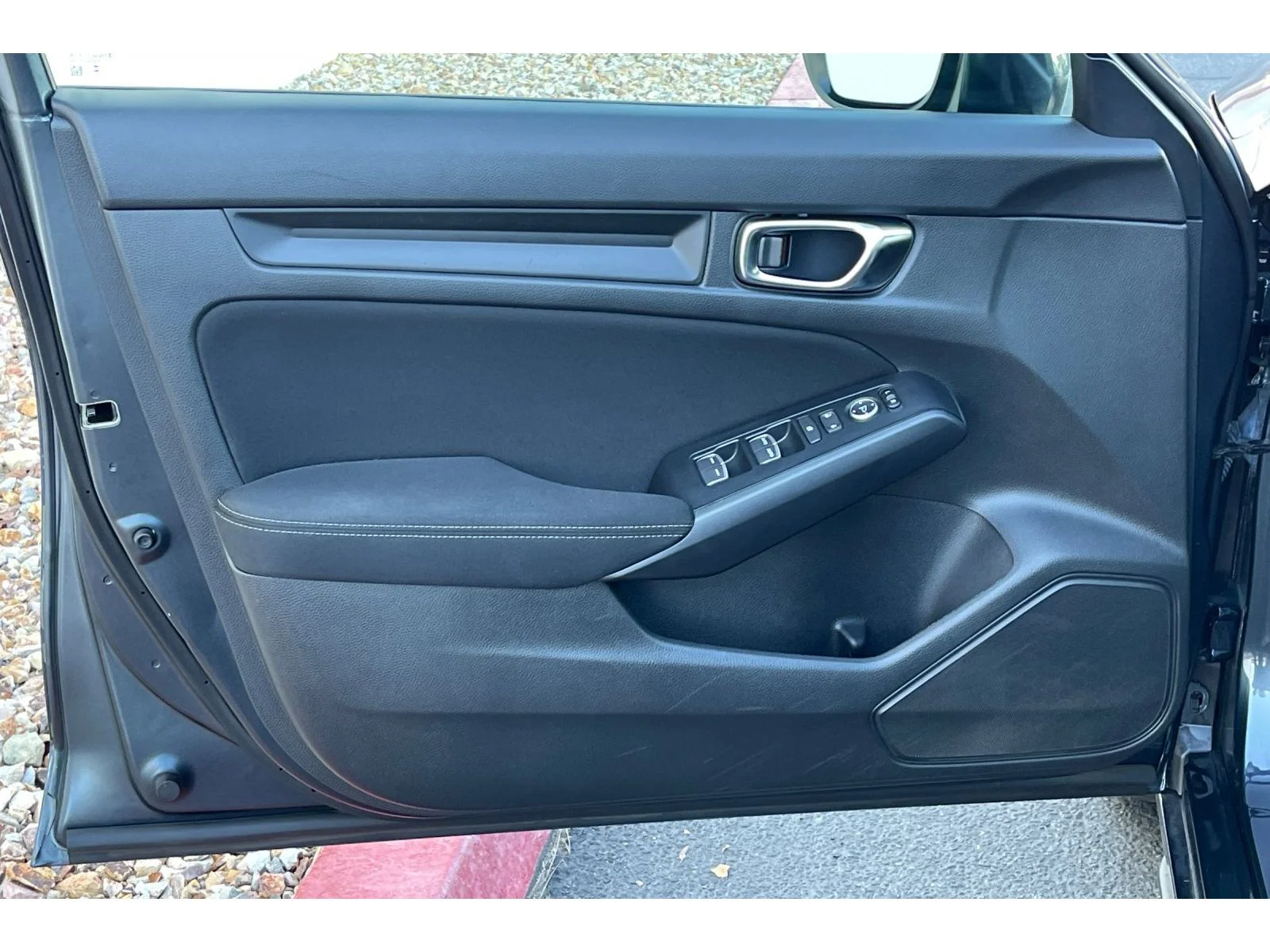Used 2024 Meteorite Gray Metallic Honda LX image 11