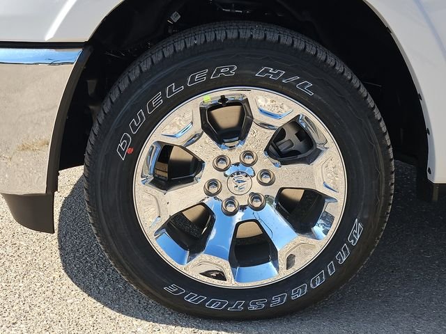 New 2026 Bright White Clear-Coat Exterior Paint RAM Big Horn/Lone Star image 9