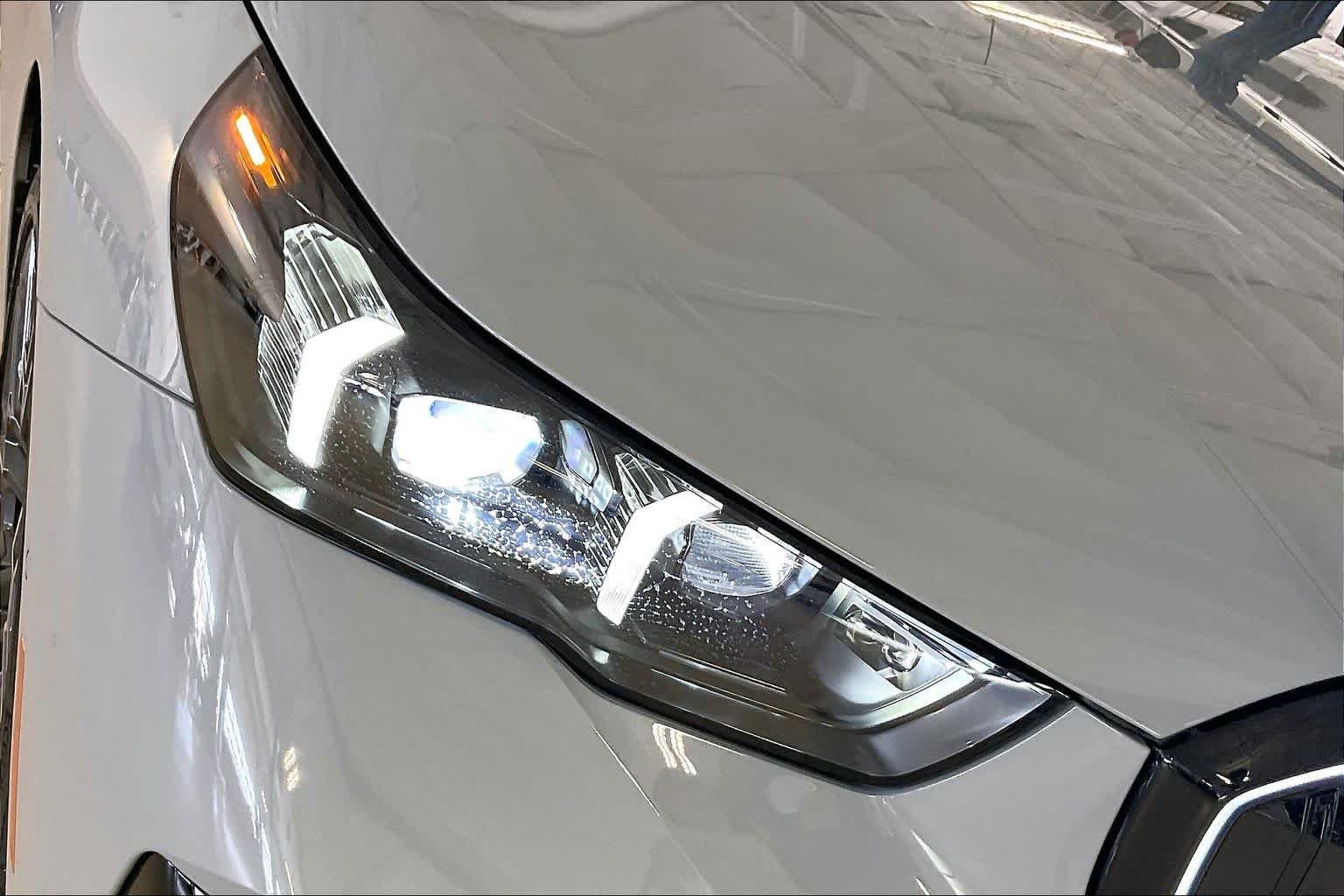 New 2027 Brooklyn Grey Metallic BMW 530i image 13