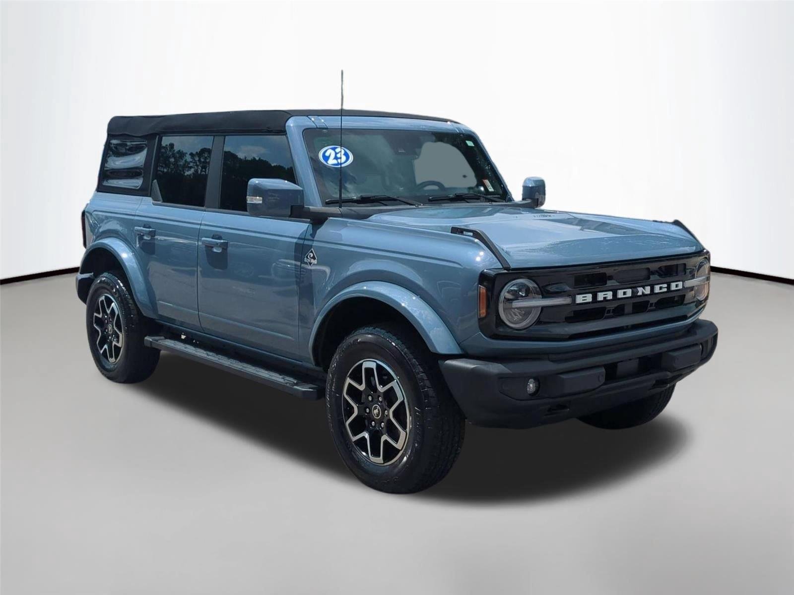 Used 2023 Azure Gray Metallic Tri-Coat Ford Outer Banks image 7
