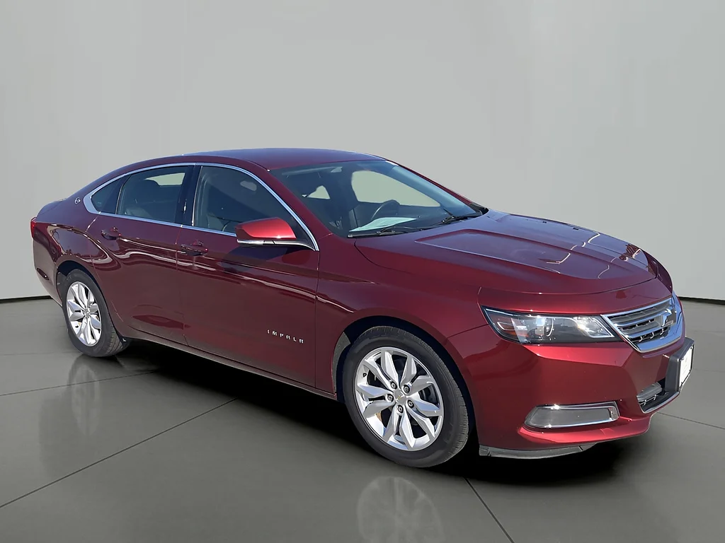 Used 2017 Siren Red Tintcoat Chevrolet LT image 7