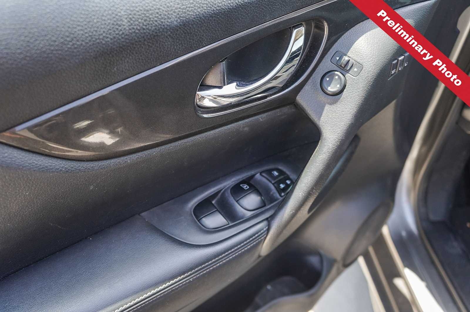 Used 2018 Gun Metallic Nissan SV image 16
