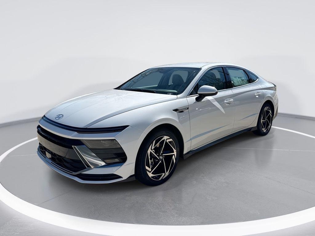 2026 Hyundai Sonata SEL AWD's photo