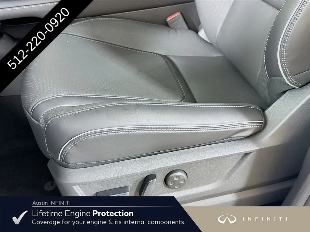 New 2027 White INFINITI LUXE image 25