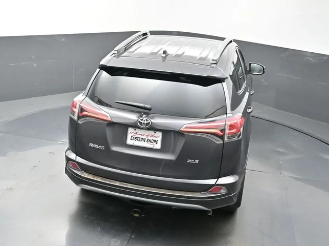 Used 2018 Gray Toyota XLE image 56