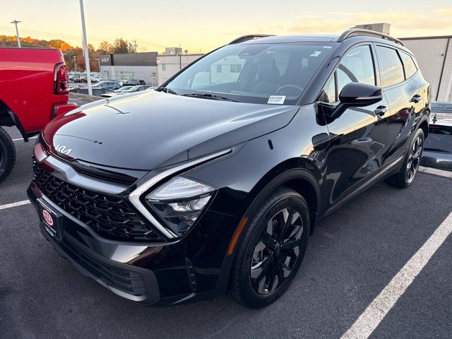 Used 2023 Black Kia X-Line image 1