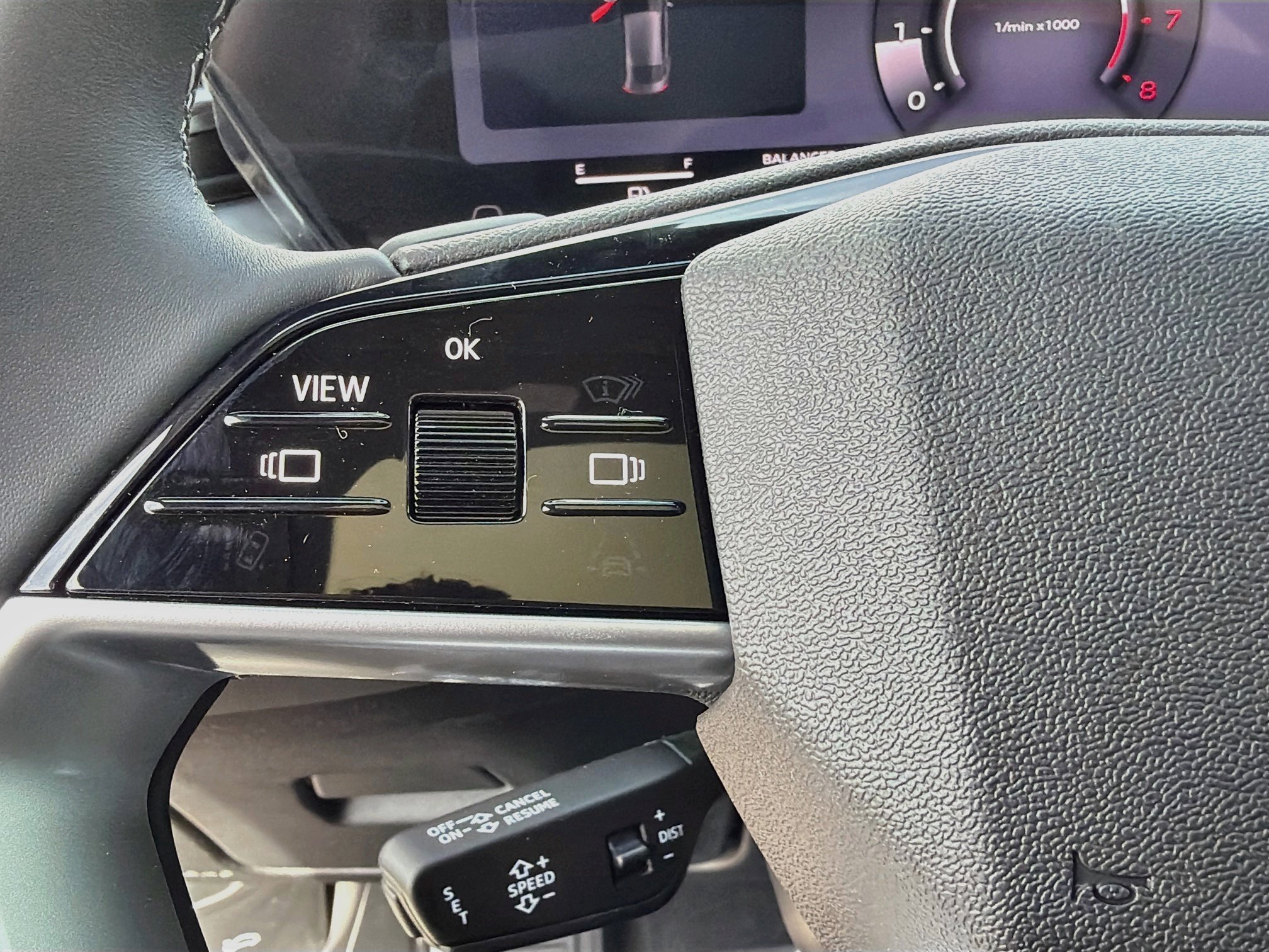 New 2026 Daytona Gray Pearl Effect Audi Premium Plus image 37