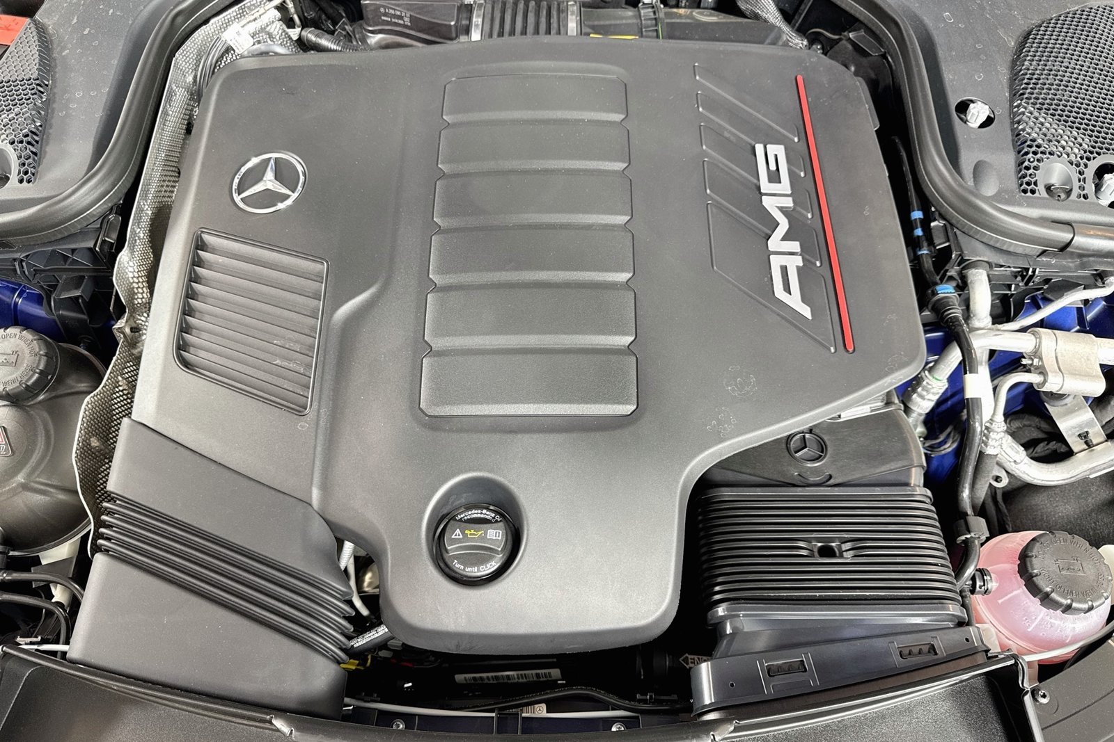 New 2026 MANUFAKTUR Starling Blue Magno Mercedes-Benz AMG® GT 43 image 28