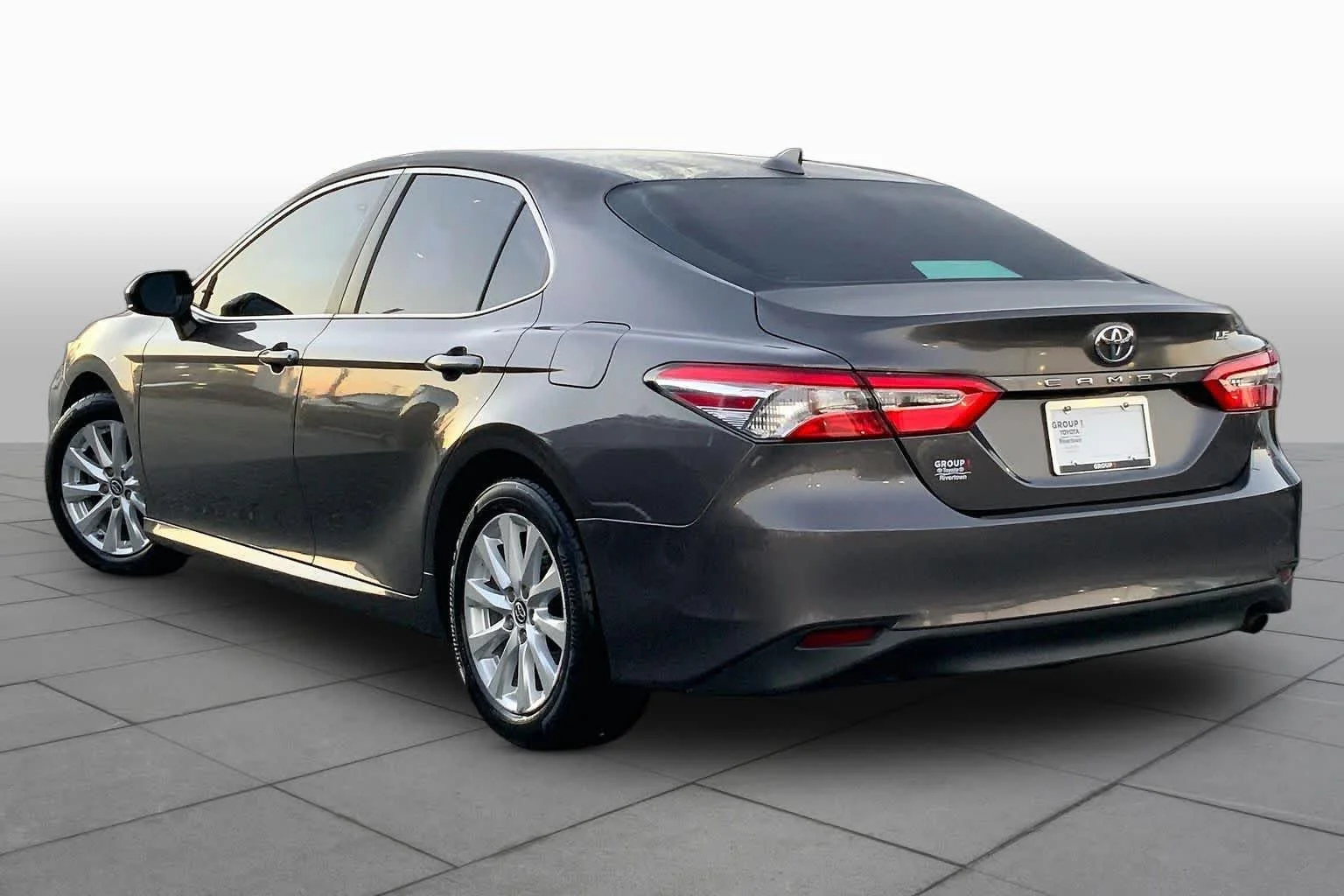Used 2020 Predawn Gray Mica Toyota LE image 7