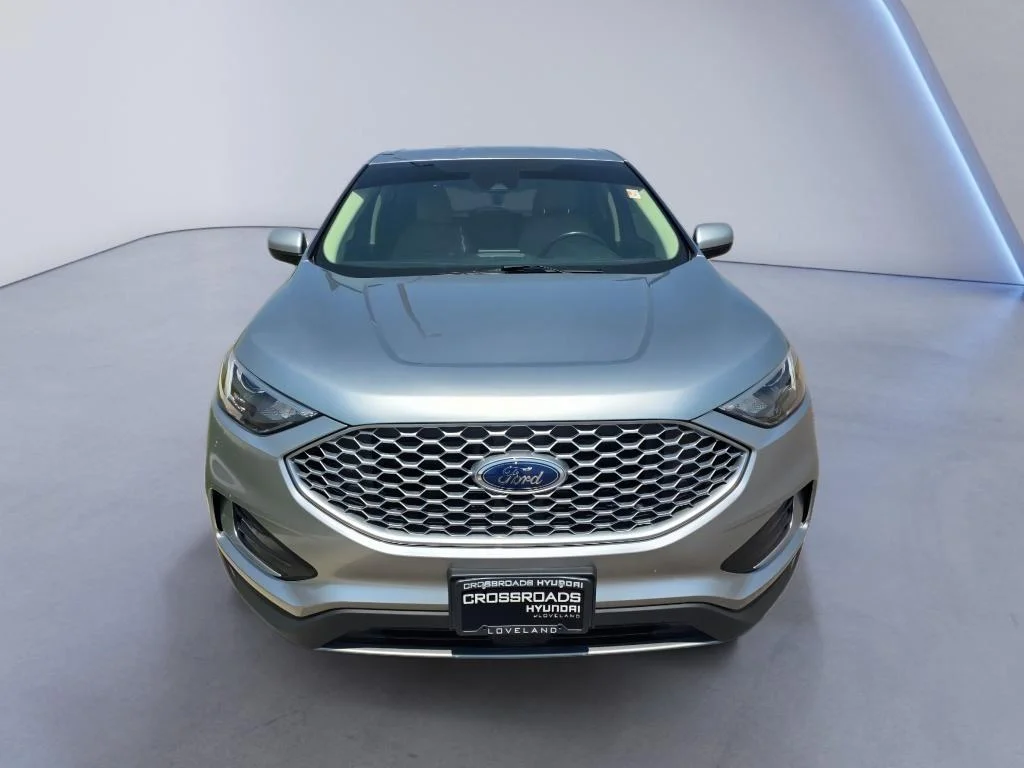 Used 2024 Iconic Silver Metallic Ford SEL image 8
