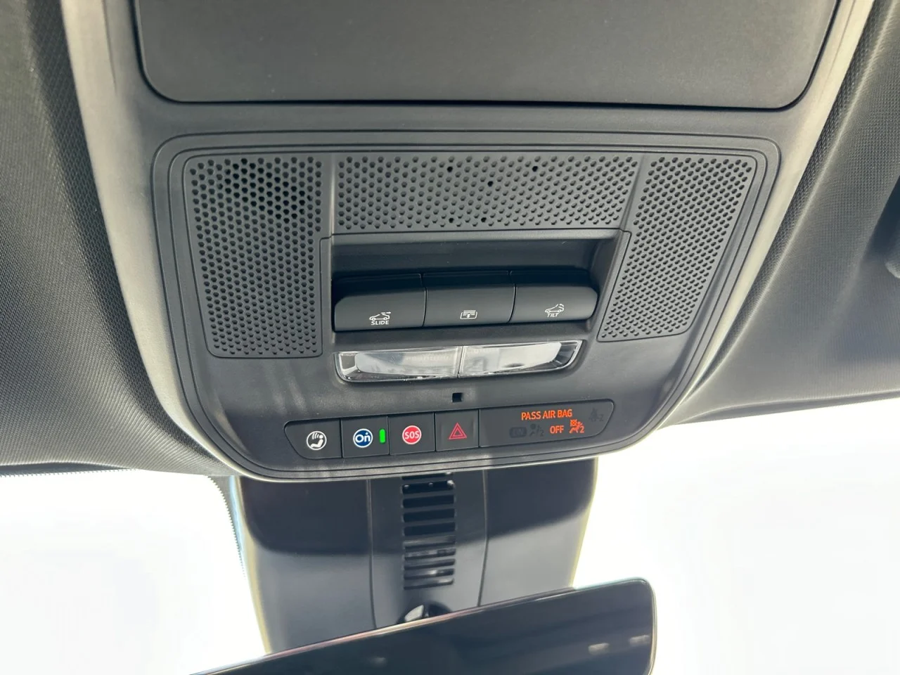 New 2026 Sterling Metallic GMC Elevation image 15