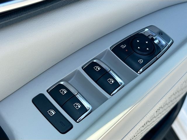 2025 Kia Carnival SX - Photo 18