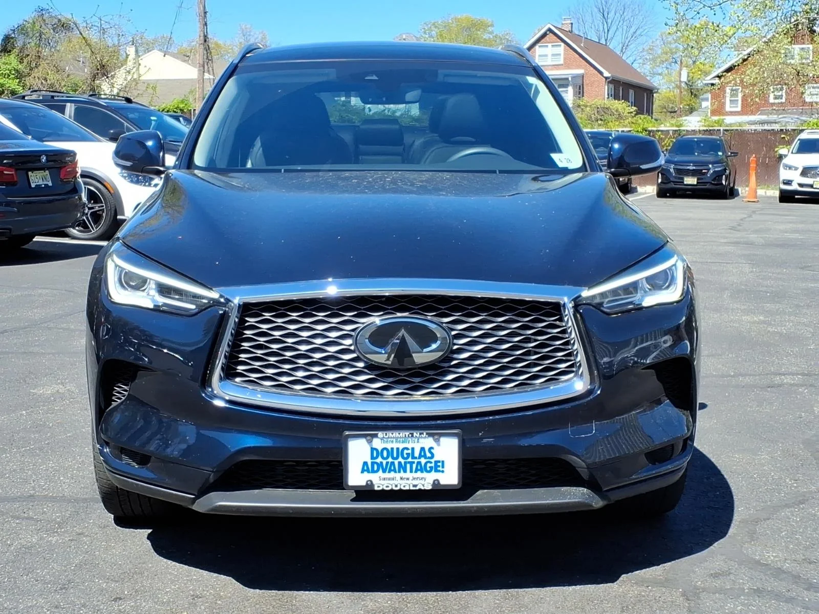 Certified Used 2023 Blue INFINITI LUXE image 3