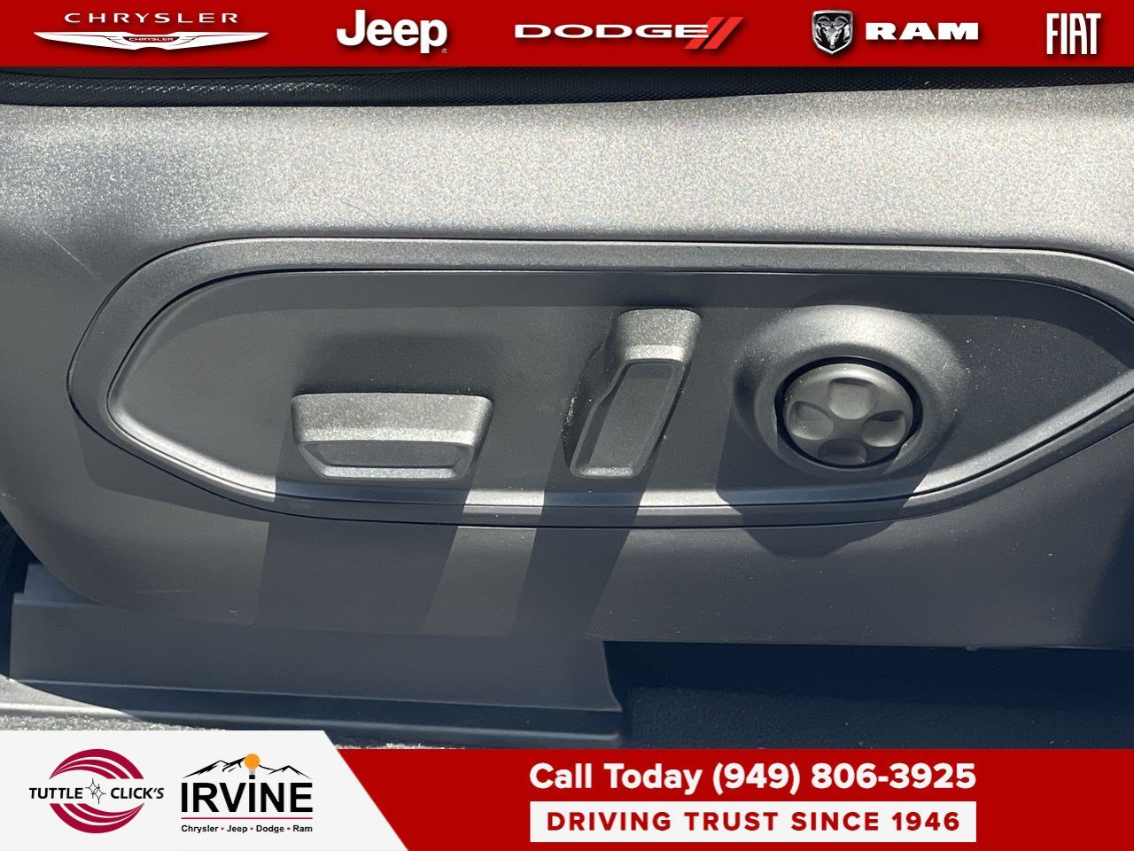 New 2026 Bright White Clear-Coat Exterior Paint Jeep 85th Anniversary Edition image 22
