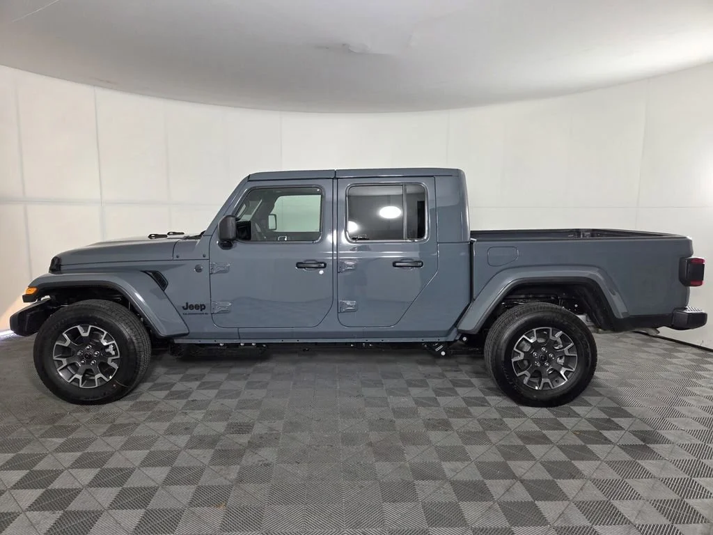New 2026 Anvil Clear-Coat Exterior Paint Jeep Sahara image 6