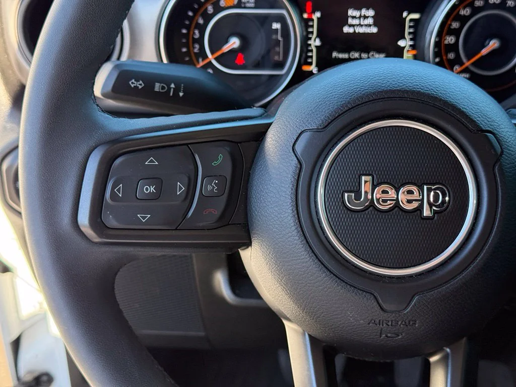 Used 2023 White Jeep Willys image 15