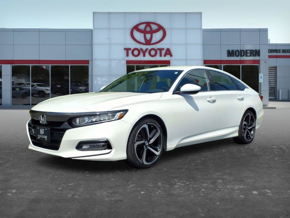 Used 2018 Platinum White Honda Sport 1.5T image 1