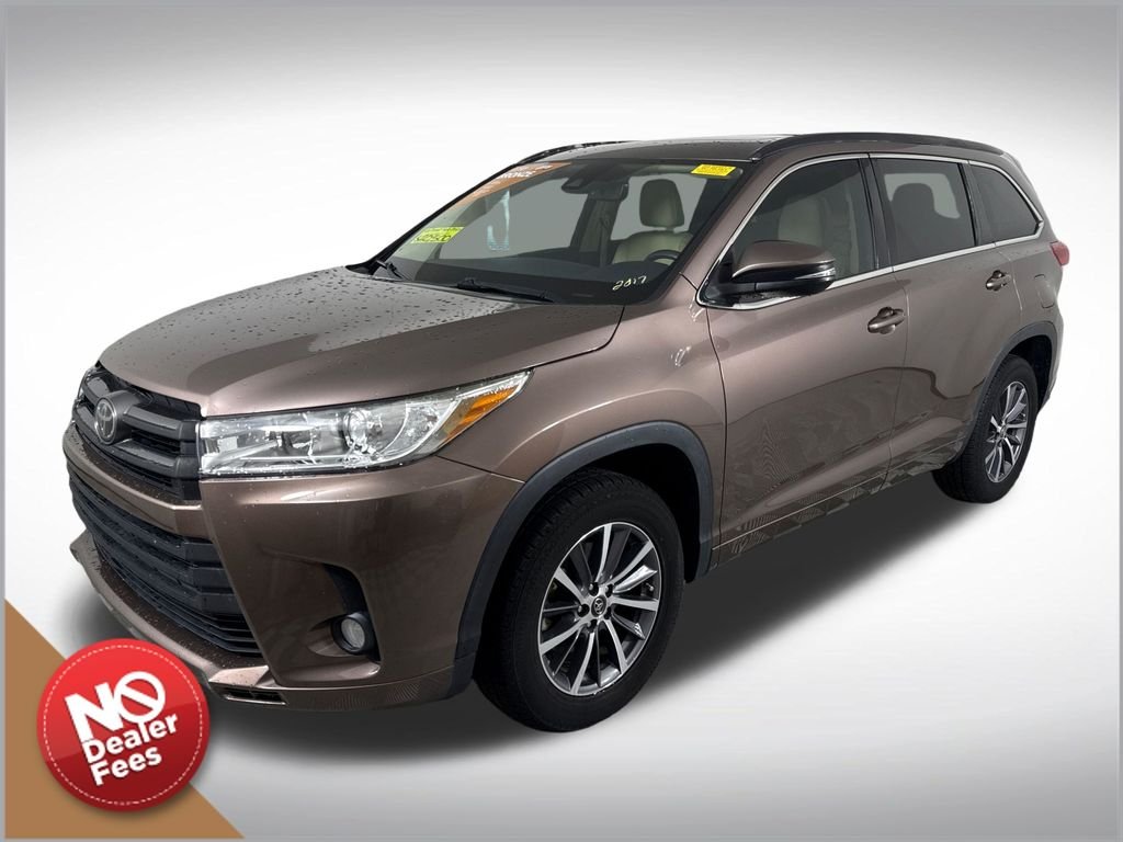 2017 Toyota Highlander XLE - Photo 8