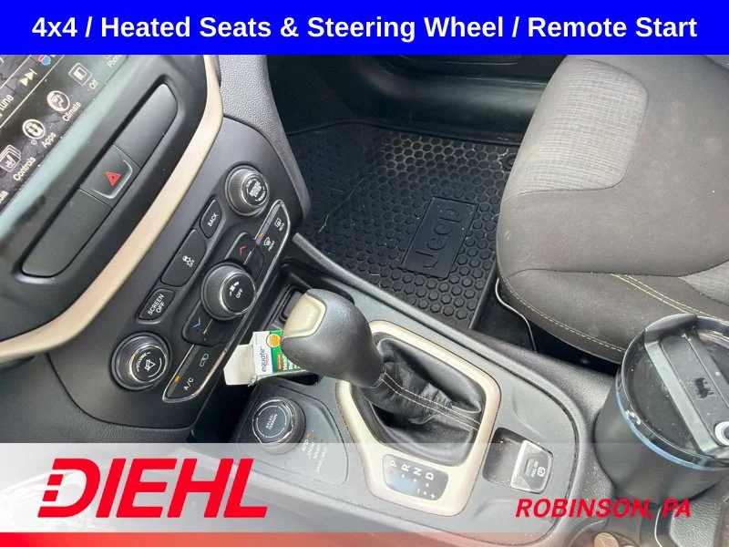 Used 2017 White Jeep Latitude image 14