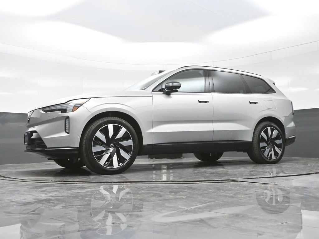 2025 Volvo EX90 Ultra - Photo 23