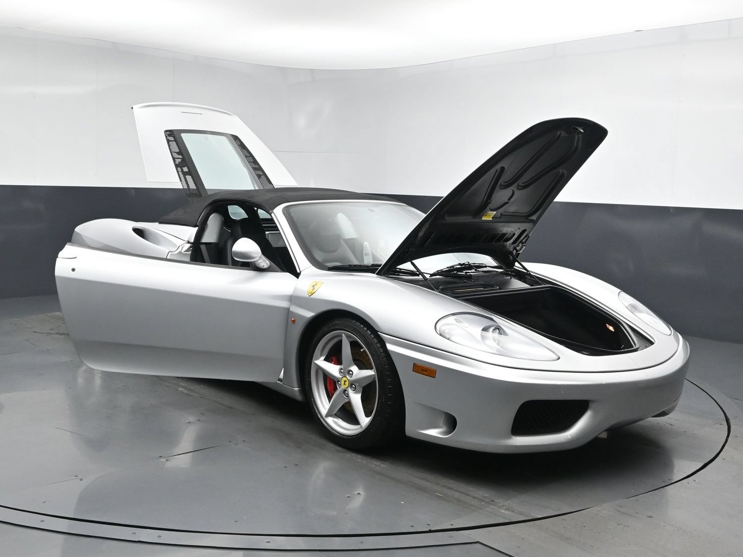 Used 2001 Silver FERRARI  image 26