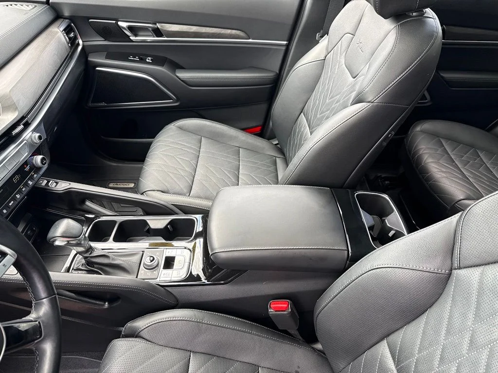 Used 2024 Gray Kia SX X-Line image 33