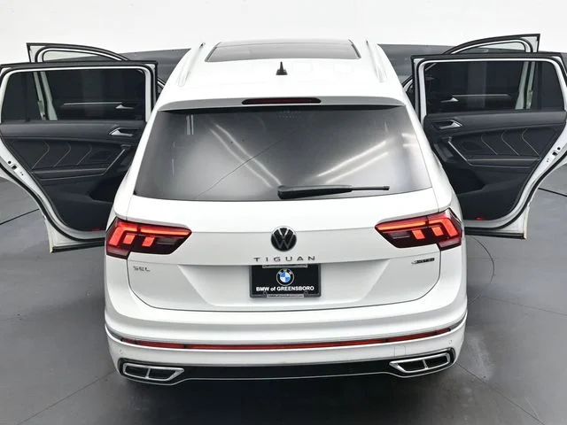 Used 2023 White Volkswagen 2.0T SEL R-Line image 41
