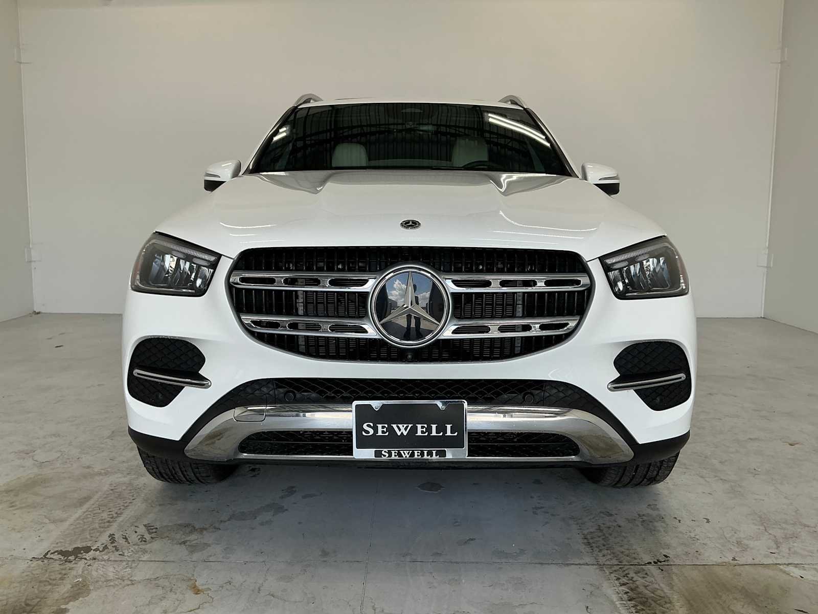 Certified Used 2026 Polar White Mercedes-Benz GLE 350 image 2