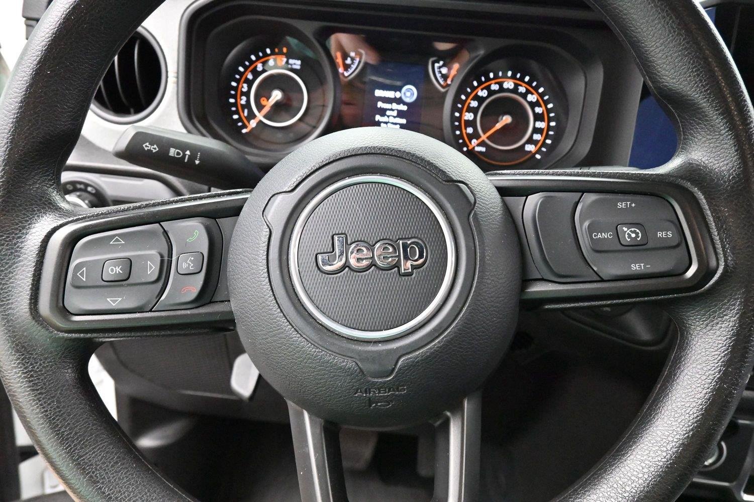 Used 2025 White Jeep Nighthawk image 15